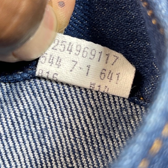 Vintage Levi's 544 Jeans Womens 26x32 Dark Wash Relaxed Fit Tapered USA Made 90s - Picture 3 of 9